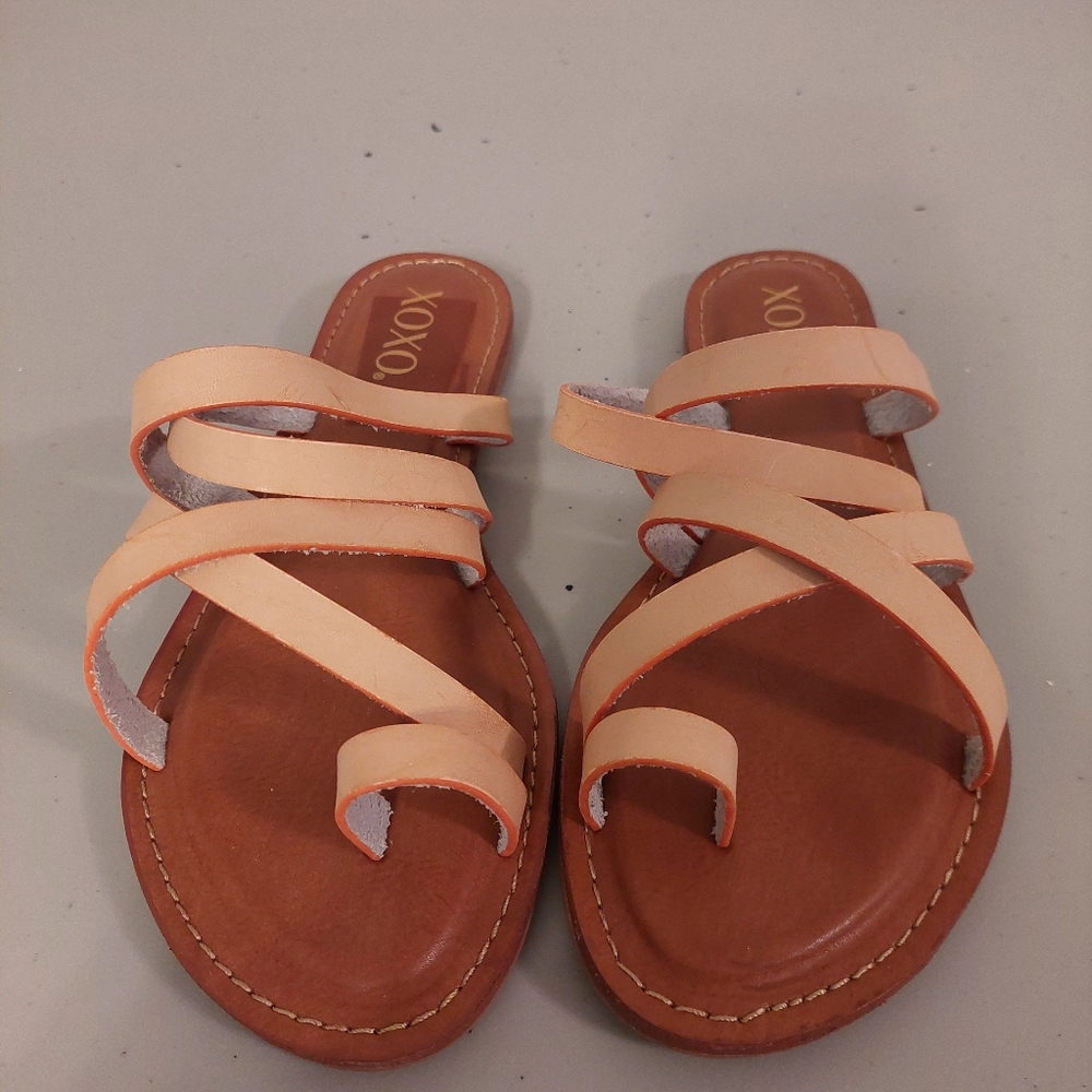 Xoxo Rodger Sandals